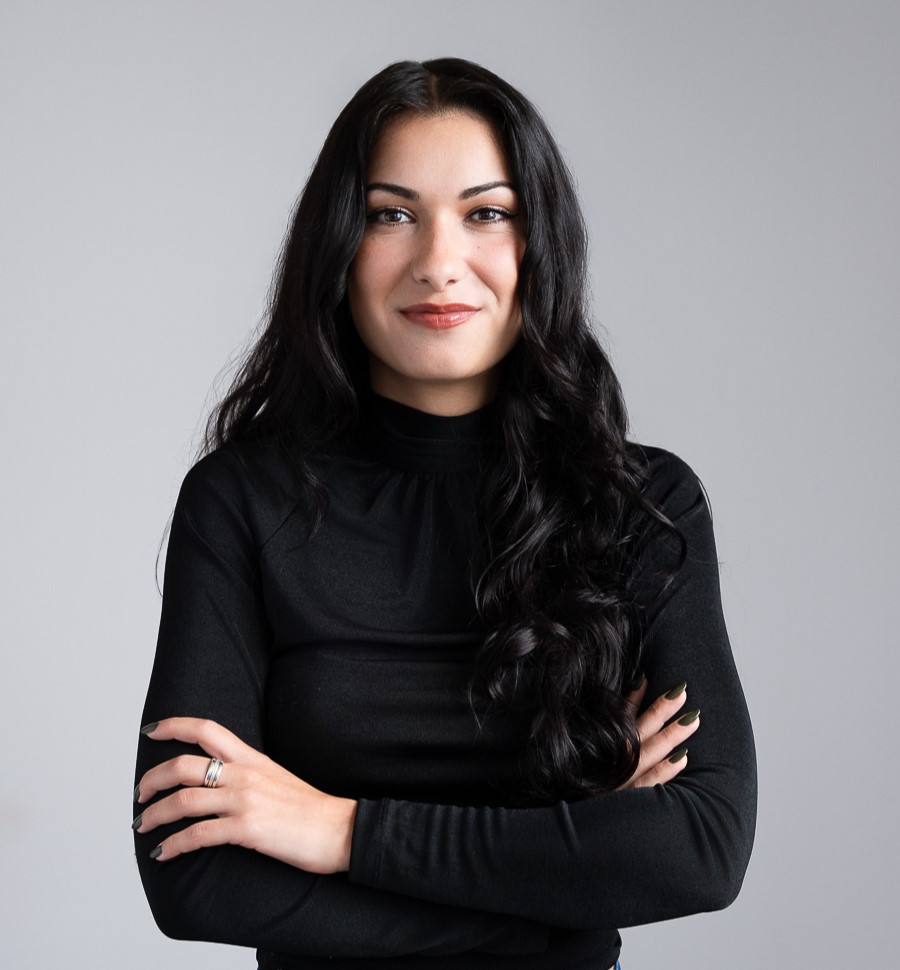 Clarissa Can Cropped Mitarbeiterbild von Clarissa Can
