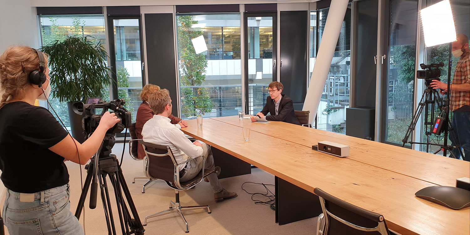Expertenrunde über aktuelle Themen im Interview.