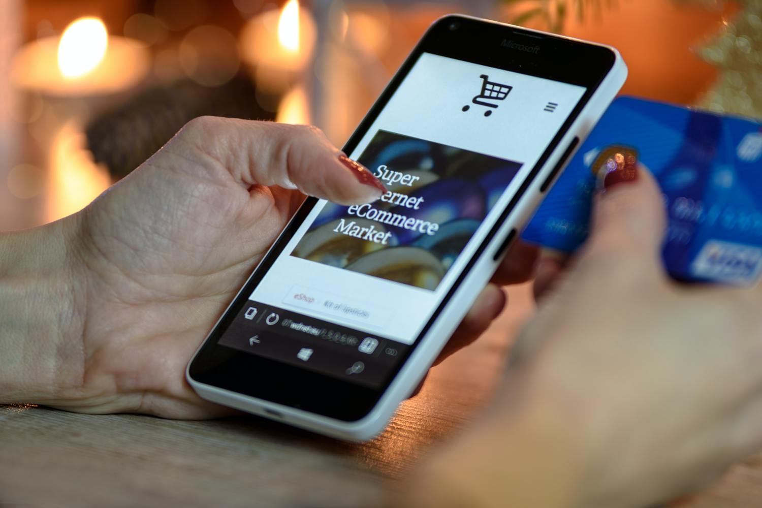 Shopping-App auf Smartphone.