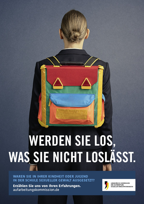Poster mit Text: „Werden Sie los, was Sie nicht loslässt.“