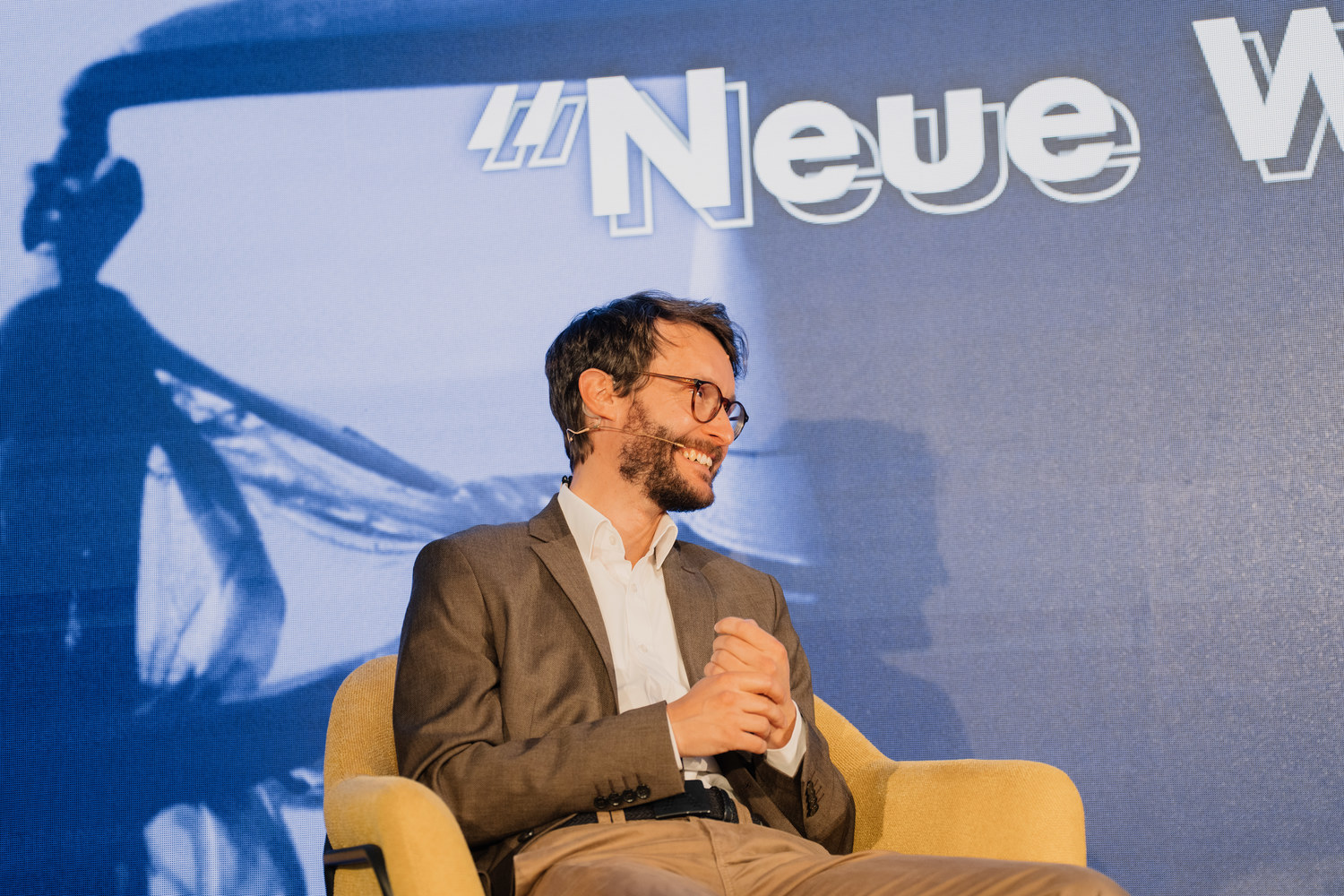 Pilot@OMR 169 Scaled 1 Alois Krtil, Gründer und Geschäftsführer des Artificial Intelligence Centers Hamburg, bei pilot@OMR