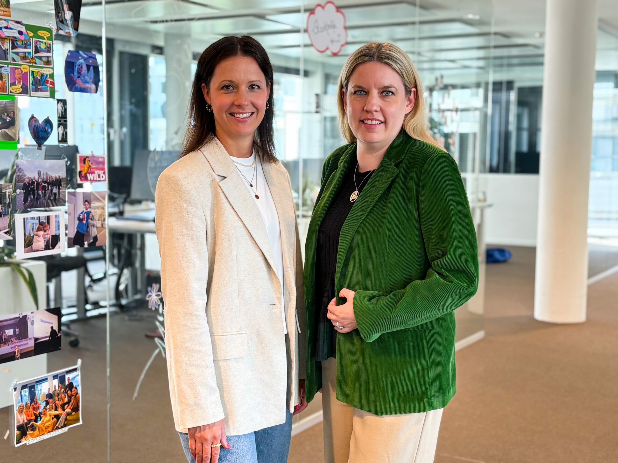 Pressefoto von Lisa Schuhmann und Simona Riedel