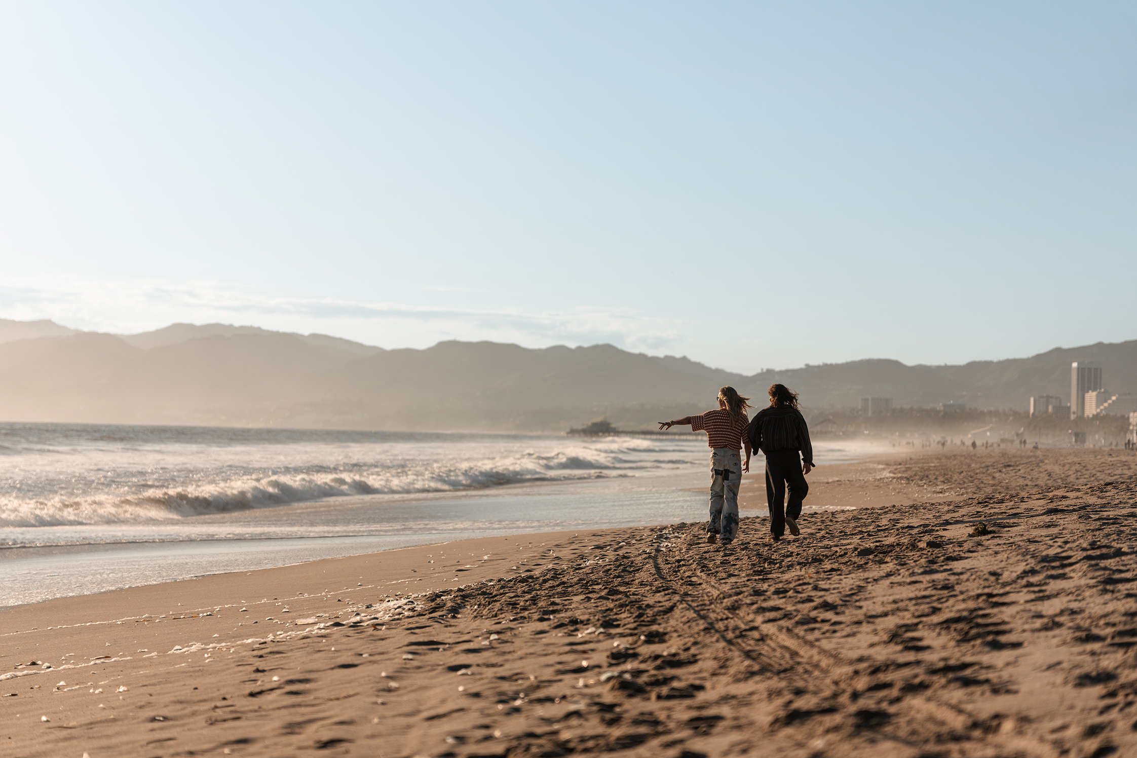 Tom und Bill Kaulitz am Strand von LA