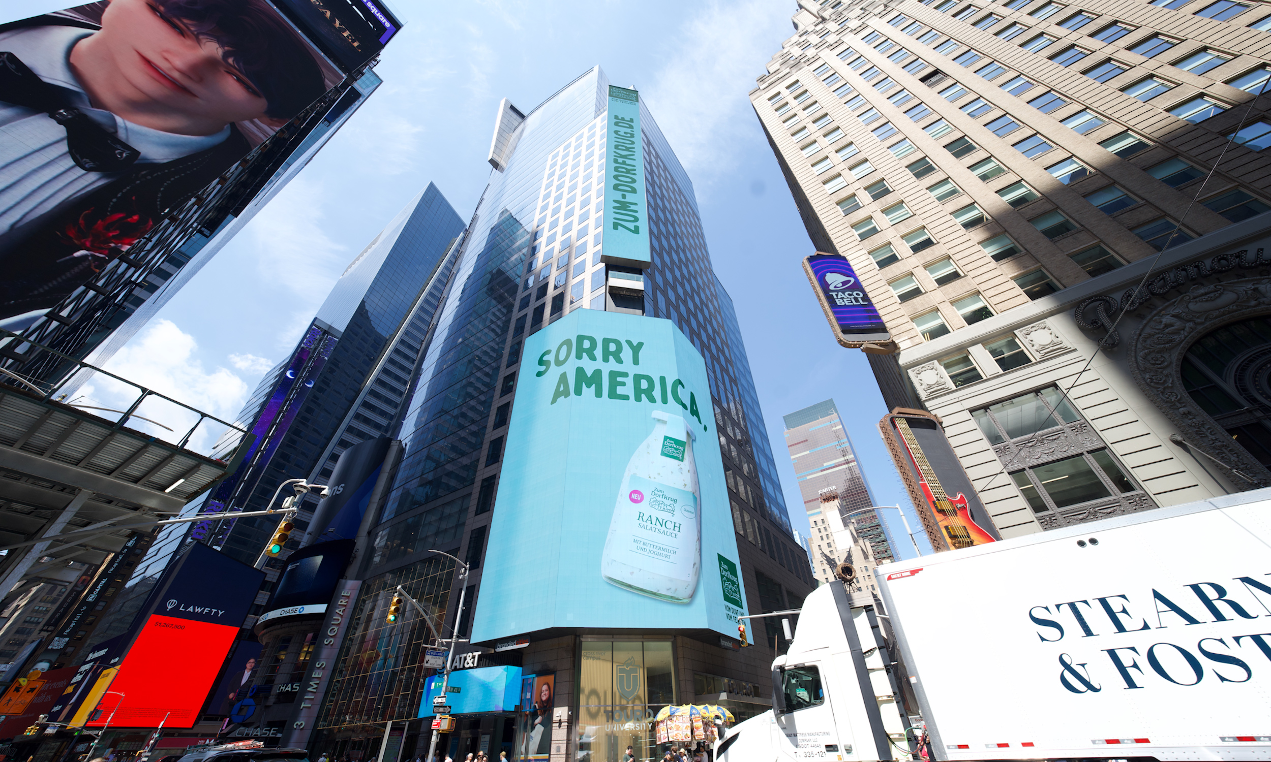 Zum Dorfkrug OOH am Time Square in New York, Amerika
